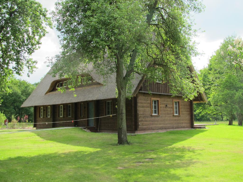 Exklusives Holzhaus Villa Burg  Habitación foto