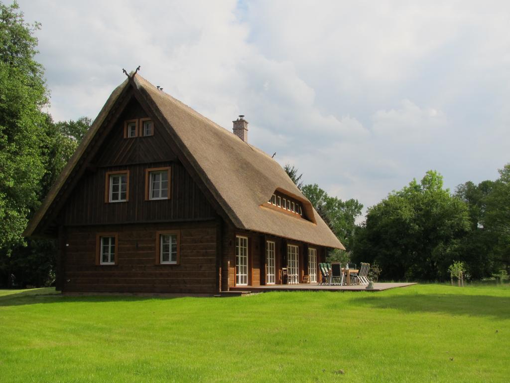 Exklusives Holzhaus Villa Burg  Habitación foto